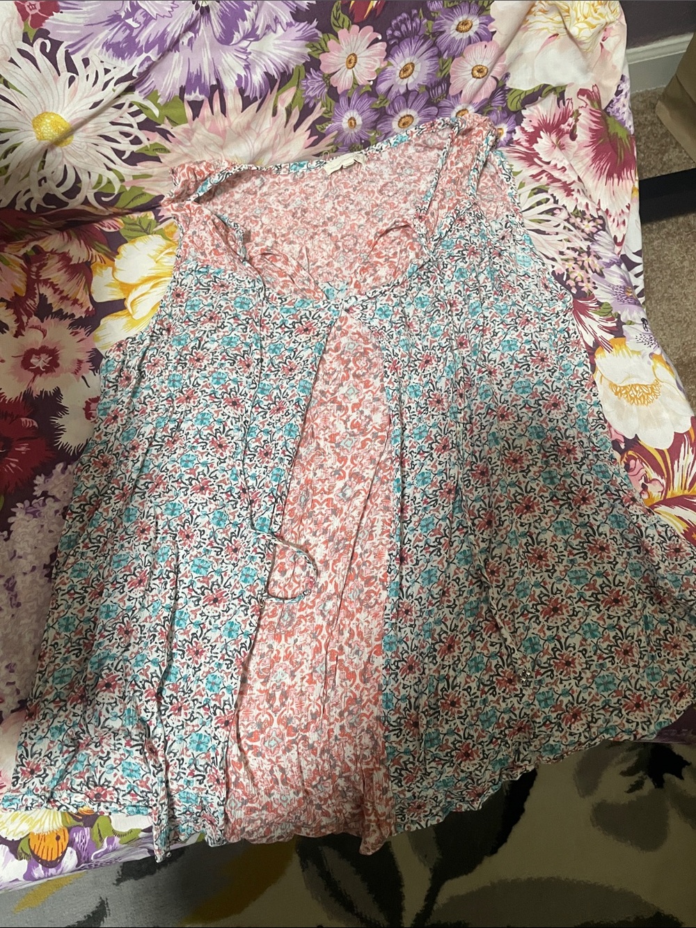 Floral Mixed-Print Sleeveless Tank Top in Pink & Teal